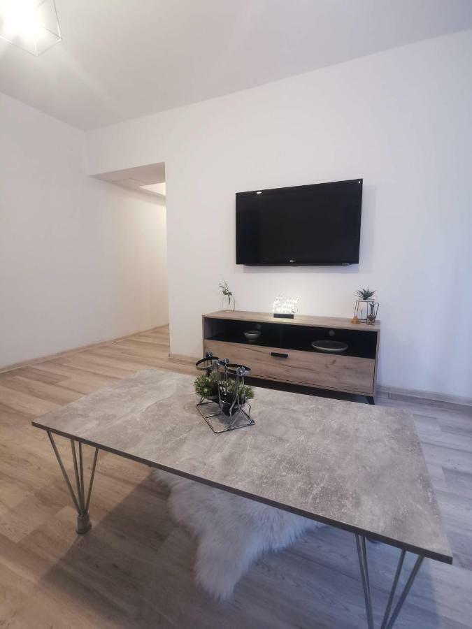 Youth Central Apartment Târgu-Mureş Esterno foto